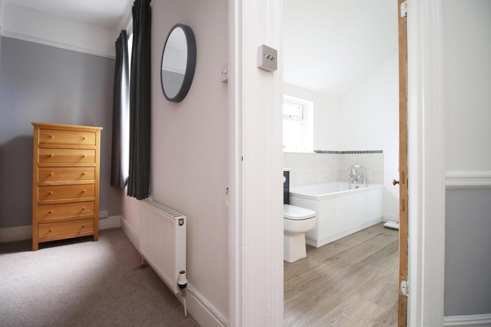 Quiet And Spacious 3 Bedroom Cardiff Exteriör bild